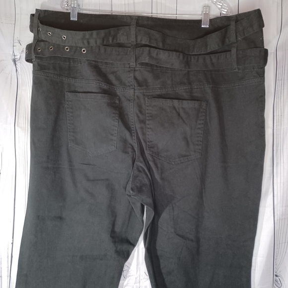 Love Revival Women's Black Pants - Picture 8 of 12